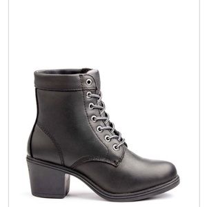 Kodiak Claire Black Boot